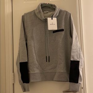 Moncler sweater Gray with black details